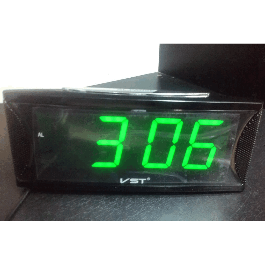 Часы vst видео. Часы Snooze VST 719. Часы электронные VST 719-2 черные. VST-8450039441. Электронные часы VST-7050.